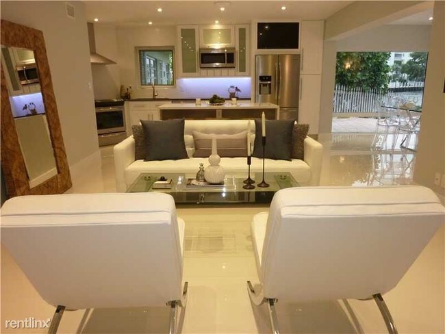 Foto del edificio - 4241 W Tradewinds Ave
