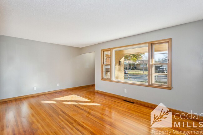 Building Photo - 3 bedroom brick Home in East Wichita