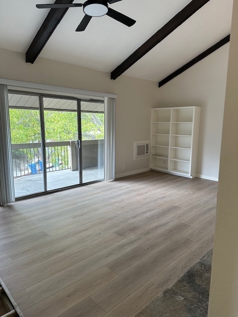 Sala de estar - 2055 Ascot Dr