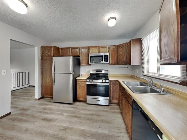 Building Photo - 3401 75th Ave N