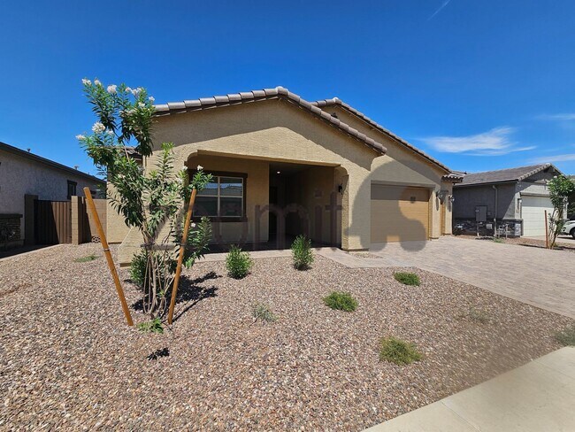 Building Photo - Beautiful Home Empire Point Community