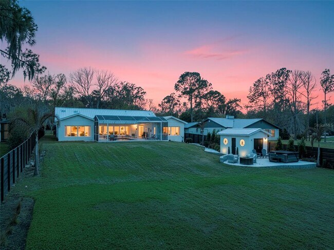 Foto del edificio - 1021 Temple Grove Pl