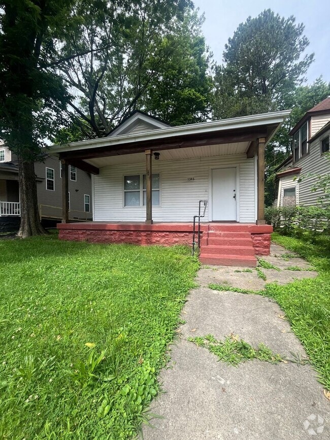 Building Photo - 1346 Olive St