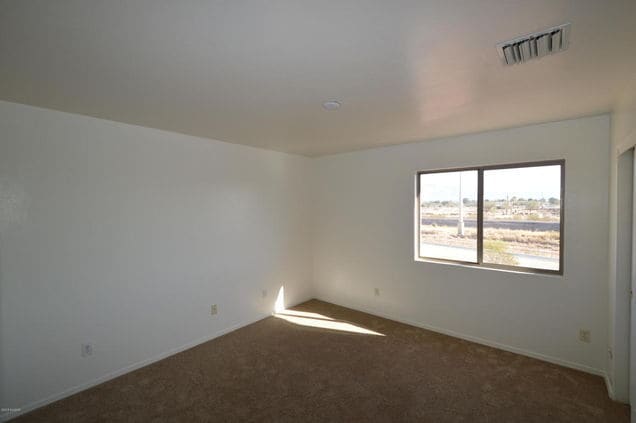Building Photo - 2038 Silver Grass Pl