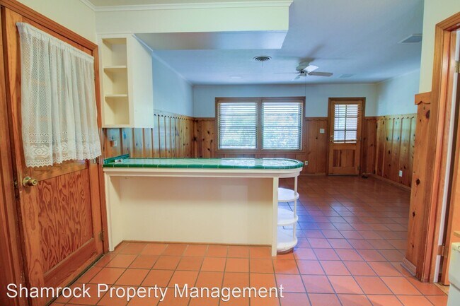 Foto del edificio - 3 br, 2 bath House - 2617 Lake Oaks