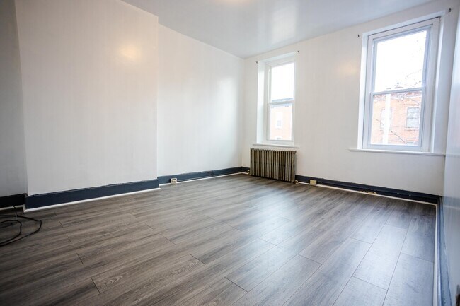 Building Photo - 112 N 3rd St