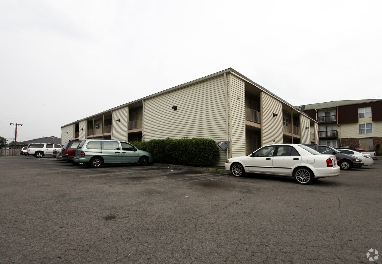 Thompson Place Apartments Nashville, TN