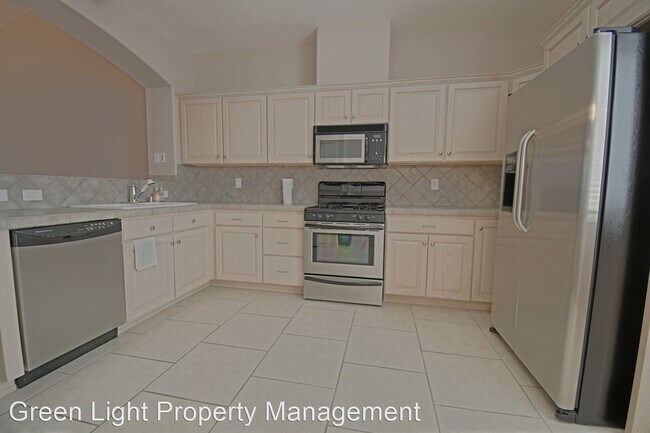 Foto del edificio - 3 br, 2 bath House - 9028 Village Ave