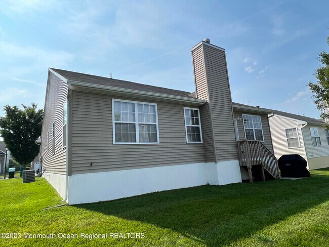 Foto del edificio - 27 Snow Berry Ln