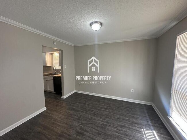 Foto del edificio - 6536 S Earhart Dr