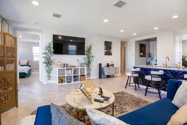 Foto del edificio - 8908 W Solano Dr