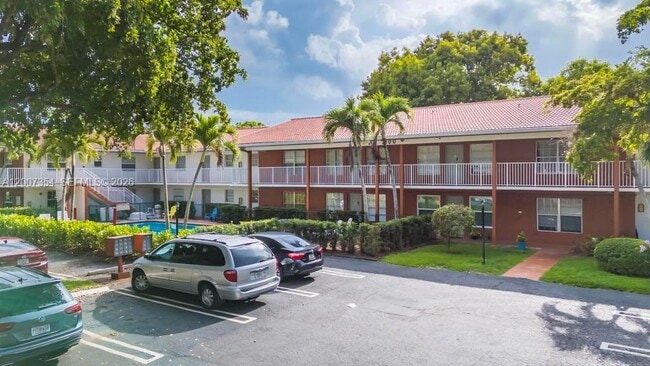 Foto del edificio - 3100 Coral Springs Dr