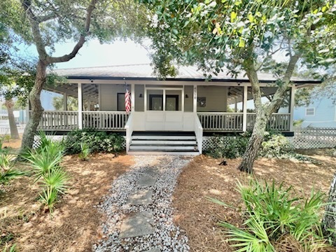 Primary Photo - 4510 Luke Ave