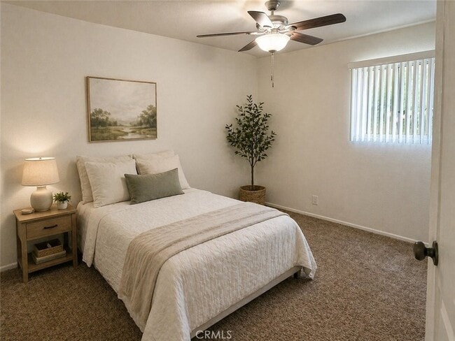 Building Photo - 45296 Panorama Dr