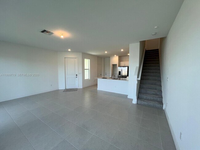 Building Photo - 6931 Harbours Edge Ave