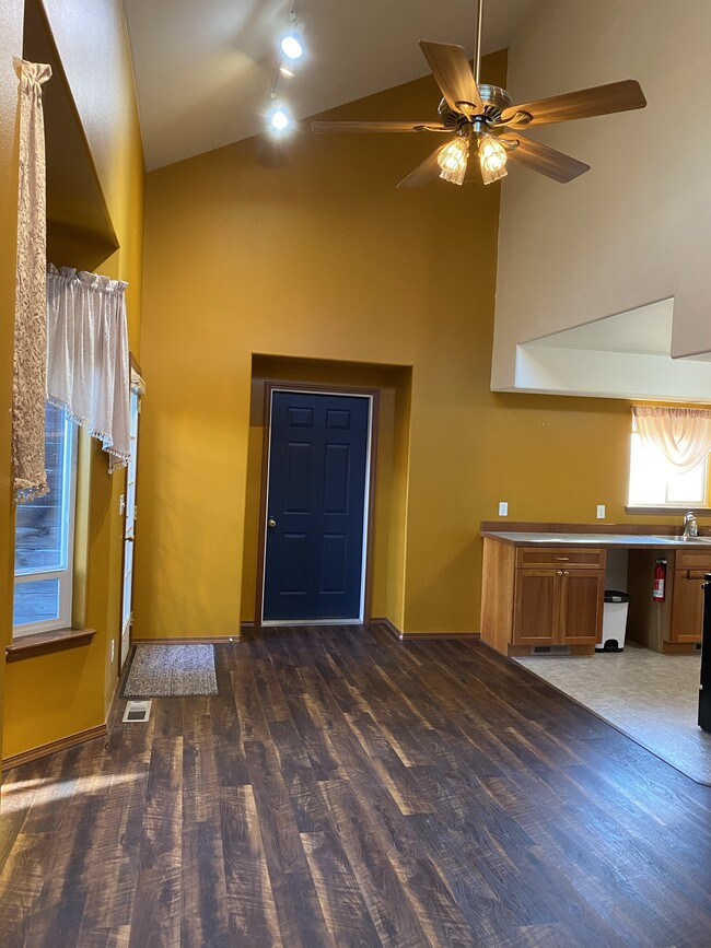 Entryway + Kitchen - 309 River St