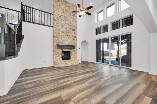 Building Photo - 12840 Platt Dr