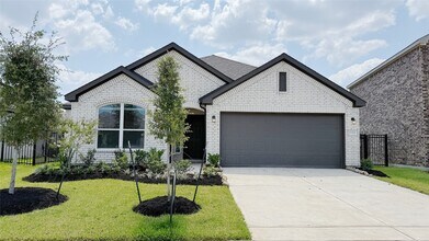 Building Photo - 27315 Blue Pool Dr