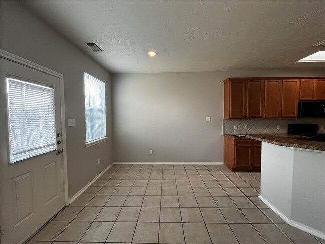 Foto del edificio - 14409 Birch Knoll Ln