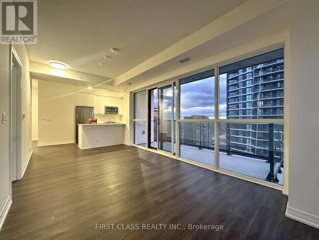 Building Photo - 15 Watergarden Dr