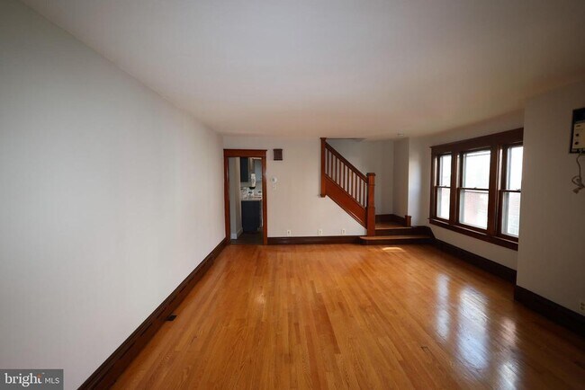 Building Photo - 231 Tohickon Ave