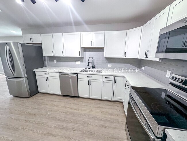 Foto del edificio - 8142 Howard Dr