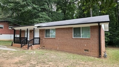 Building Photo - 6186 Green Acres Dr SW