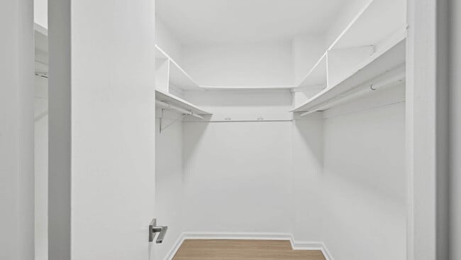 Vestidor - 3003 Van Ness