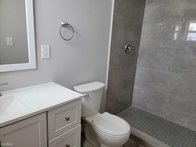 Foto del edificio - 3 br, 2 bath House - 751 NE 50th Ct