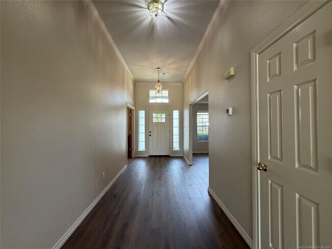 Foto del edificio - 9203 S 73rd E Ave