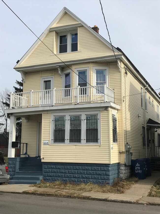 Building Photo - 291 Rother Ave