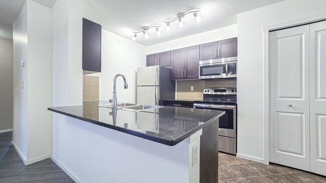 Photo du bâtiment - 81 Legacy Blvd SE