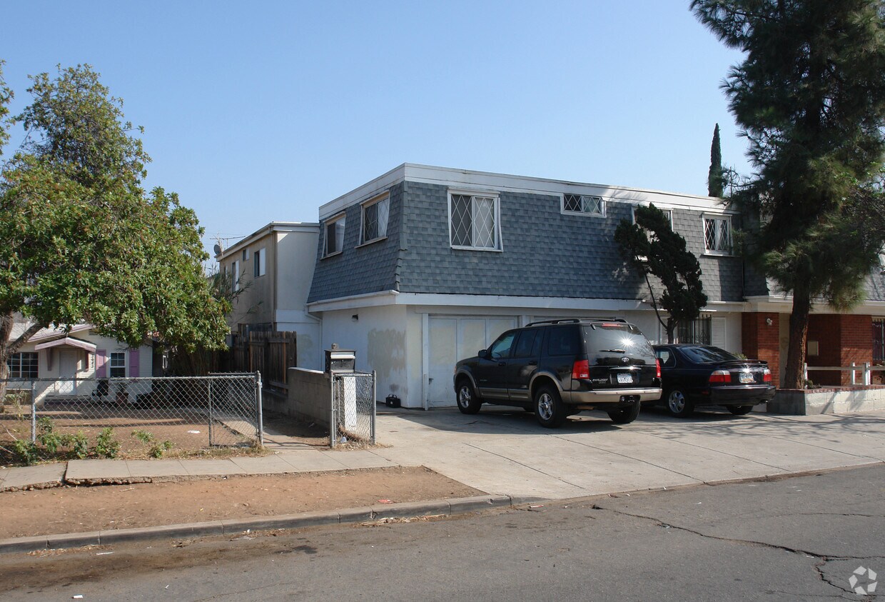 Building Photo - 3633 45th St