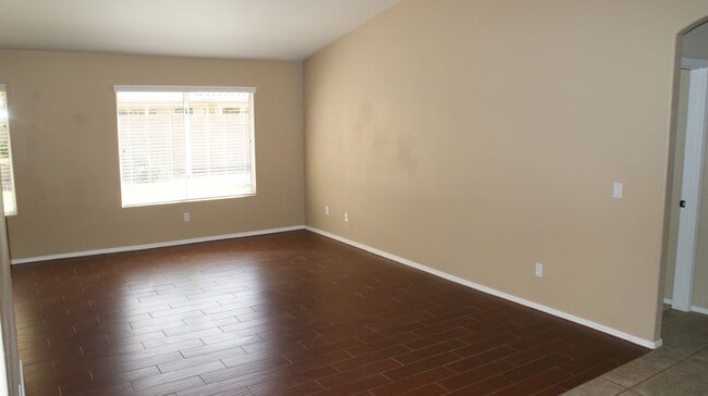 Foto del edificio - 871 W Horseshoe Ave