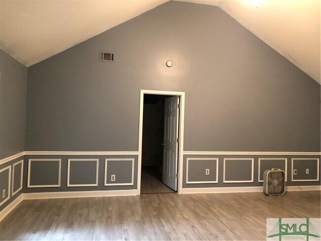 Building Photo - 7342 Leghorn St