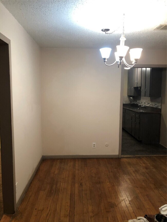 Foto del edificio - 3025 Chimira Ln