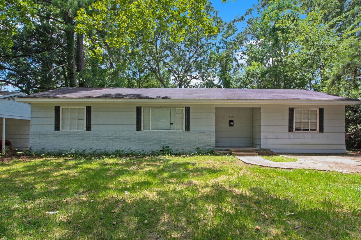 Photo - 515 Woodward Avenue