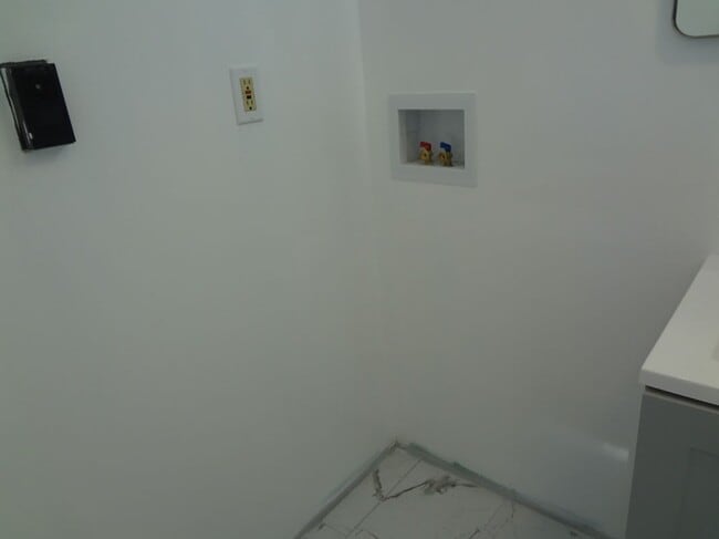 Foto del edificio - 539 Back St