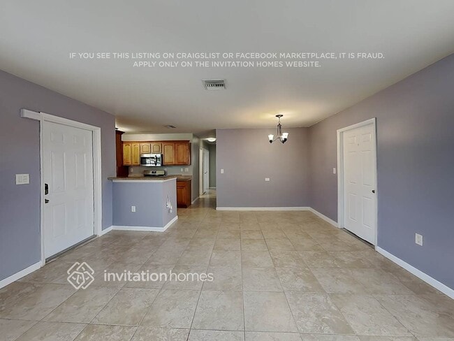 Building Photo - 2712 Alcazar Dr