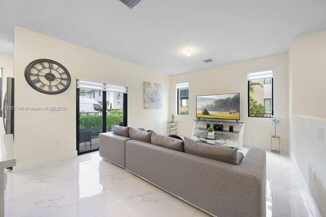 Foto del edificio - 4712 NW 83rd Ave