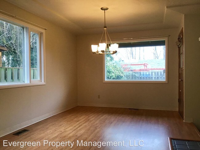 Building Photo - 3 br, 2 bath House - 1743 NE Morgan St.