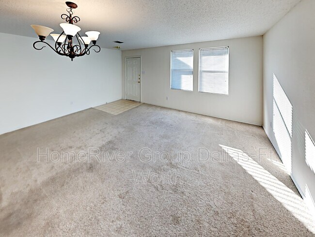 Foto del edificio - 3956 Foxhound Ln