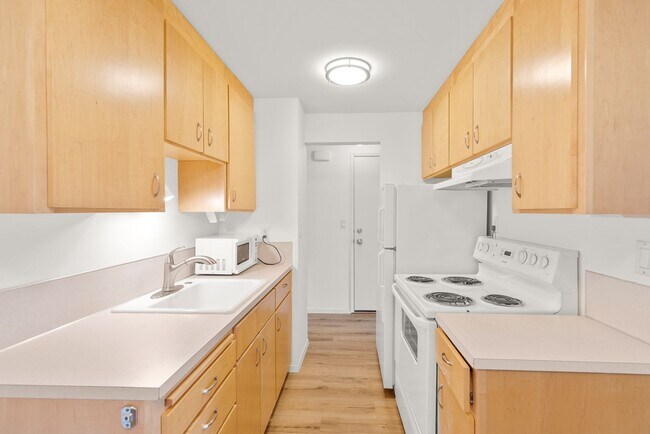 Building Photo - 6158
