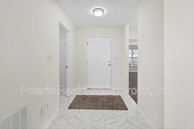 Building Photo - 439 Venus Dr