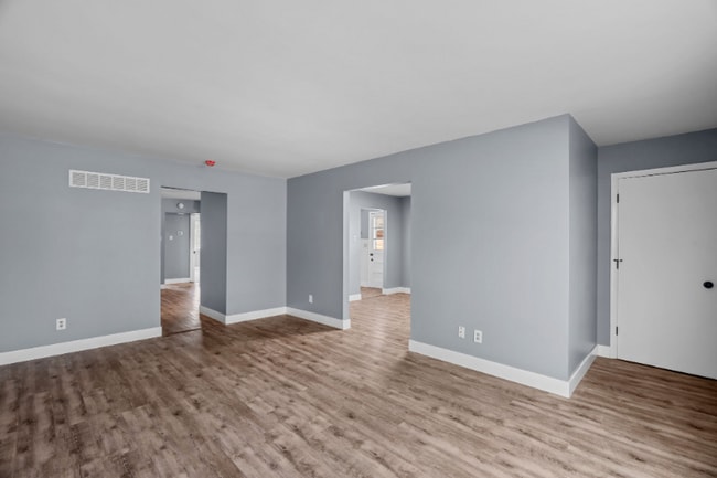 Building Photo - 10244 Buffton Dr