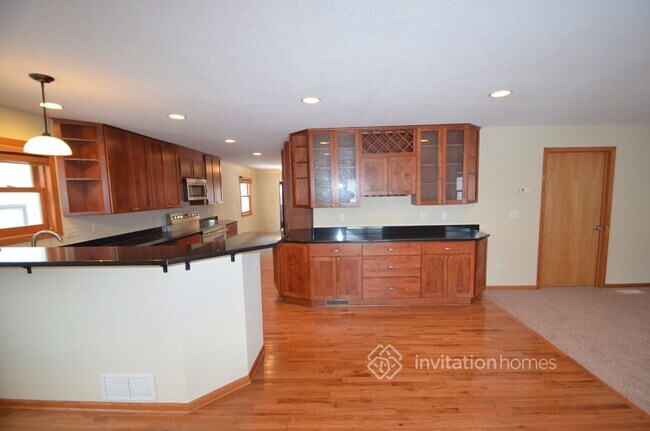 Foto del edificio - 3918 Randall Ave