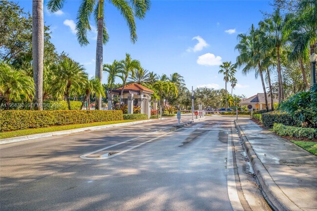 Building Photo - 1231 Sorrento Dr