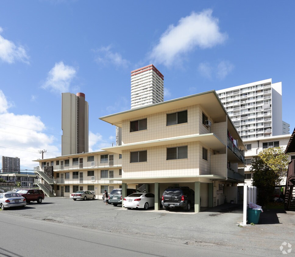 Edificio PHoto - 2568 Date St