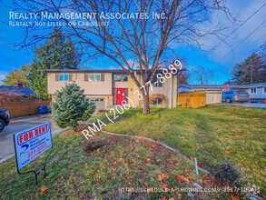 Building Photo - 4971 N Collister Dr