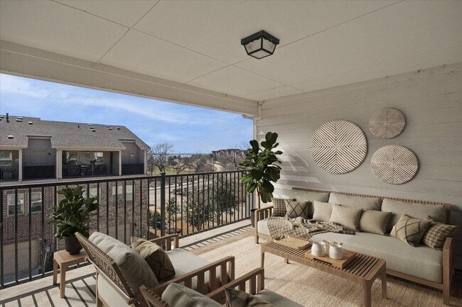 Building Photo - 7808 Manilla Dr